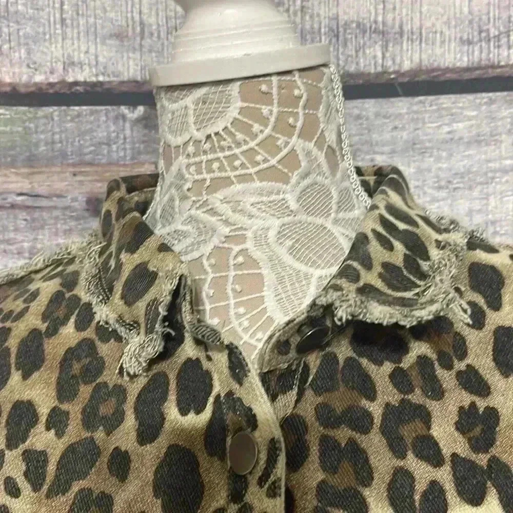 Leopard Print Jean Jacket - Picture 4 of 11